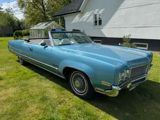 Oldsmobile cabriolet