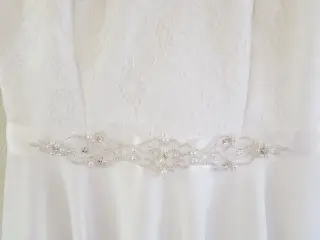 Lilly konfirmationskjole.