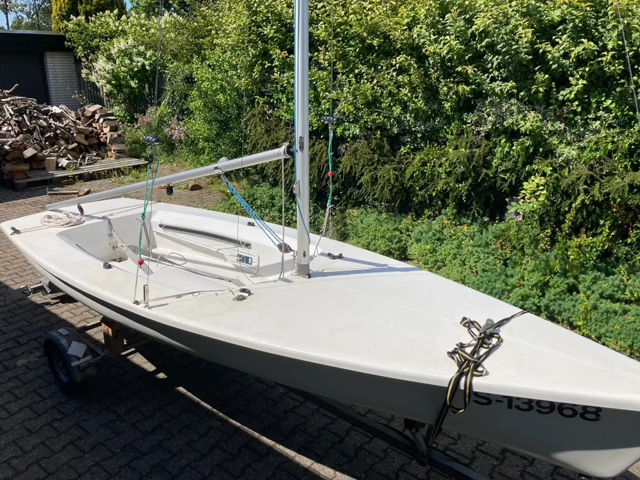Billede 1 - Sælger Laser II / Laser 2 med båd- og slip-trailer