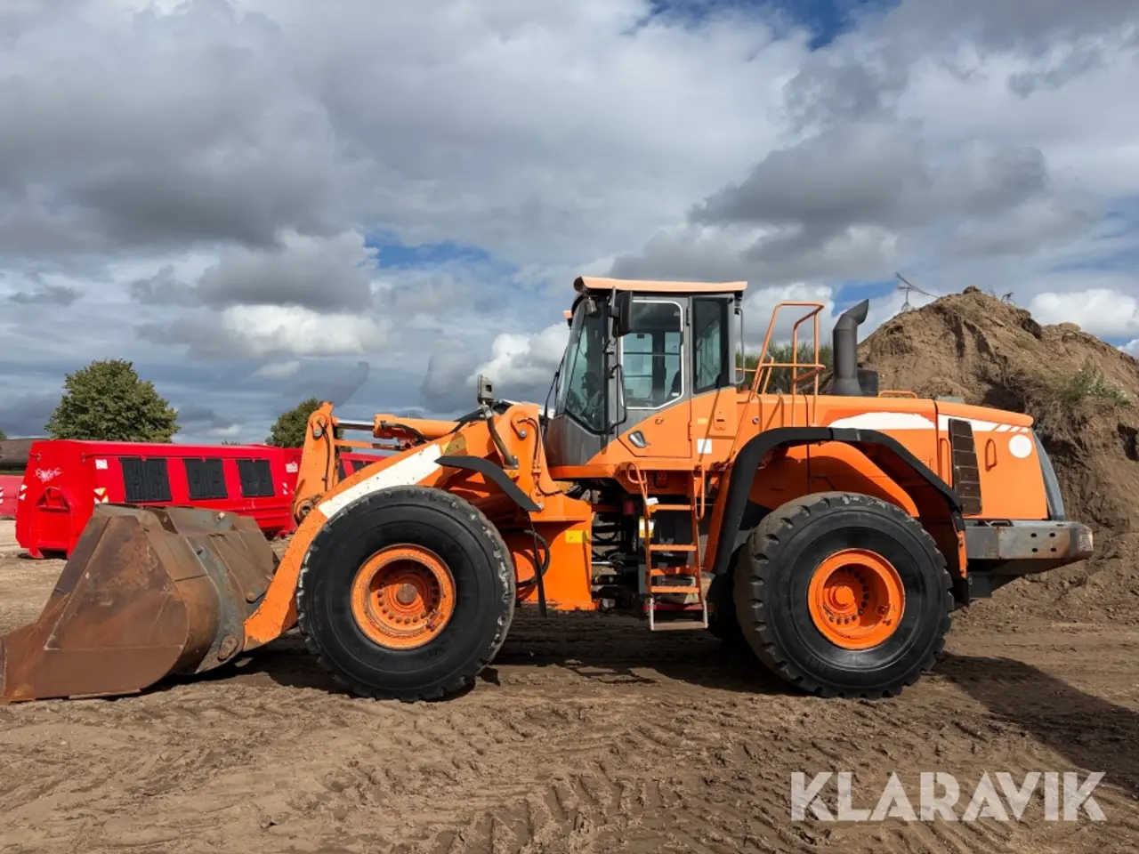 Billede 2 - Gummiged Doosan DL420-3 med vejesystem.