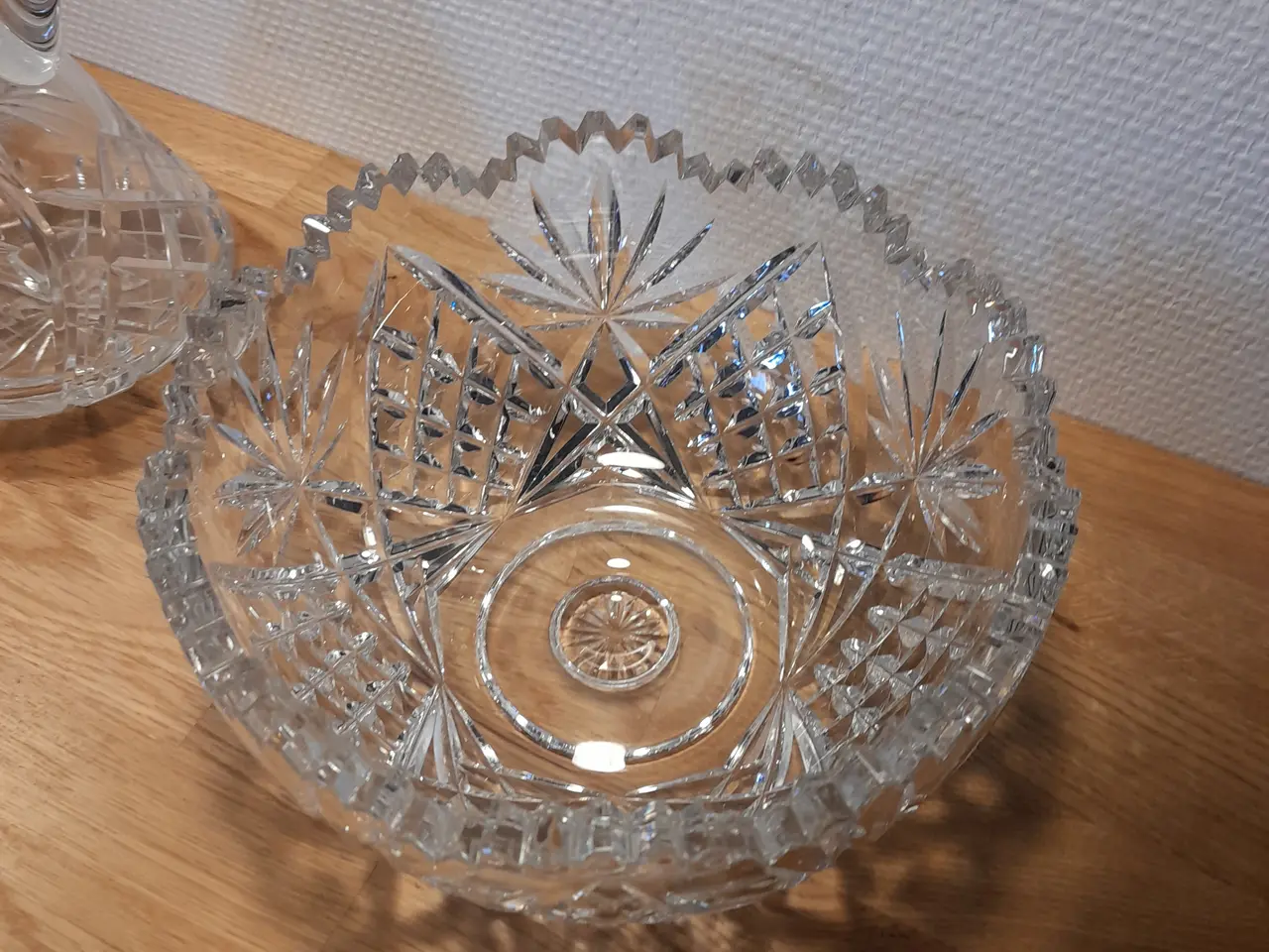 Billede 3 - Flot krystalglas: Smuk karaffel og fin skål