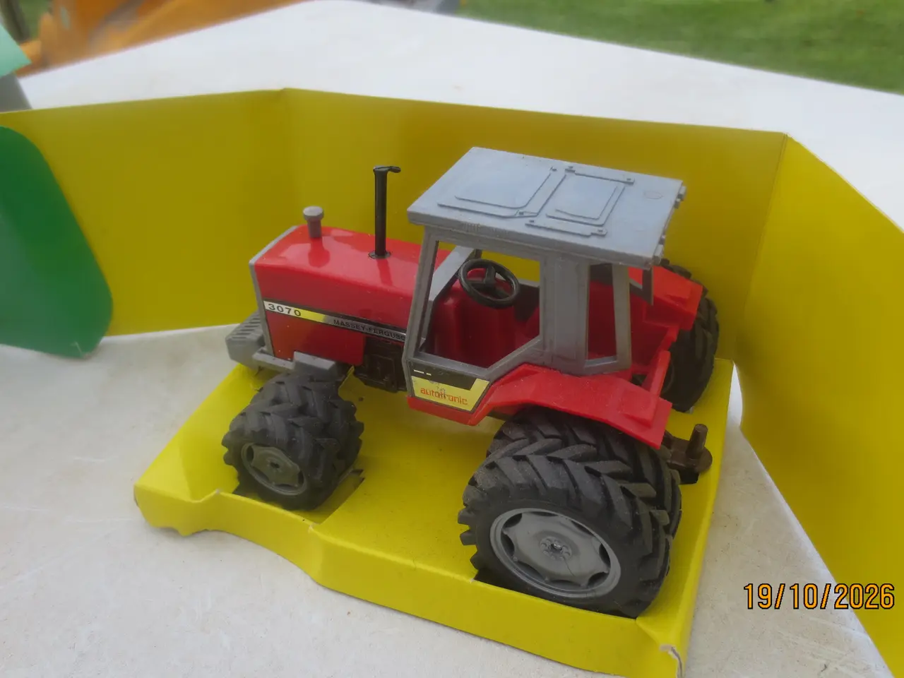 Billede 2 - 1 stk Ny Modeltraktor Massey Ferguson 3070