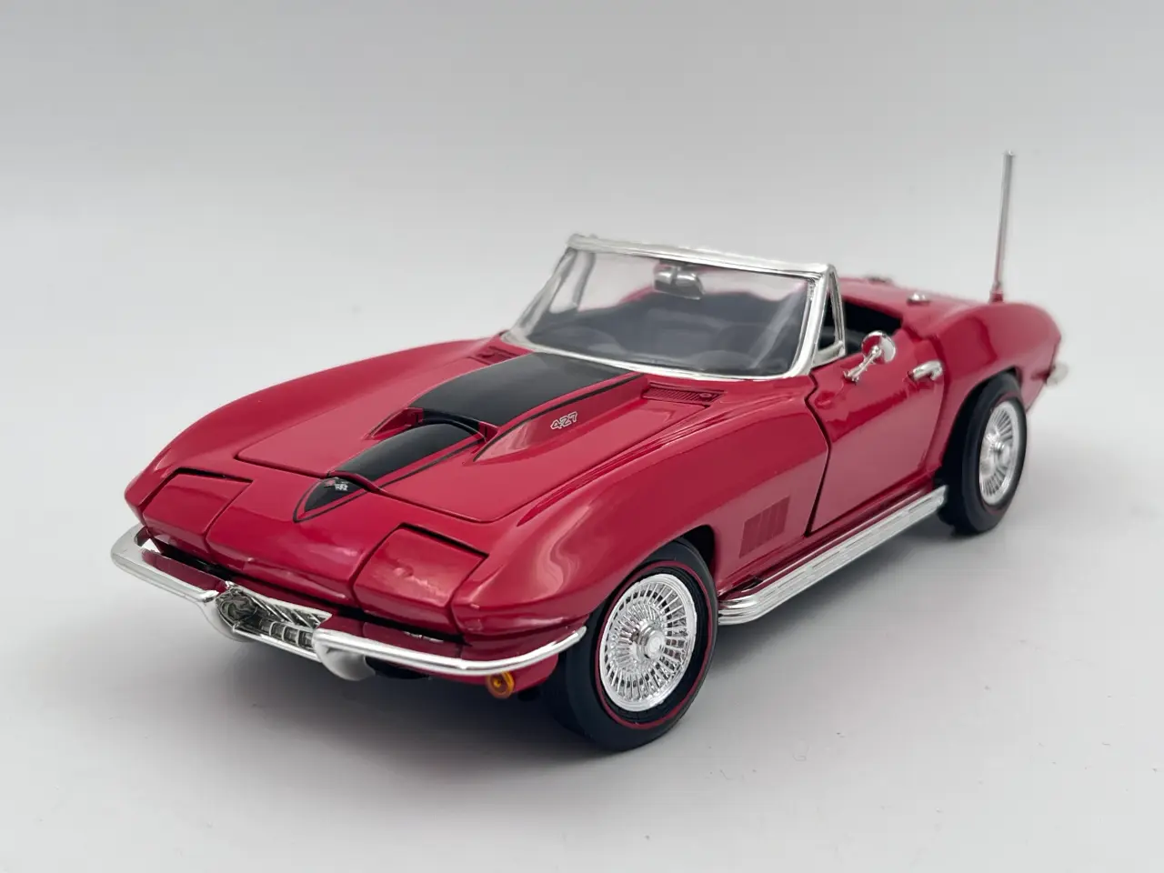 Billede 3 - 1967 Chevrolet Corvette L-71 1:18 Super flot