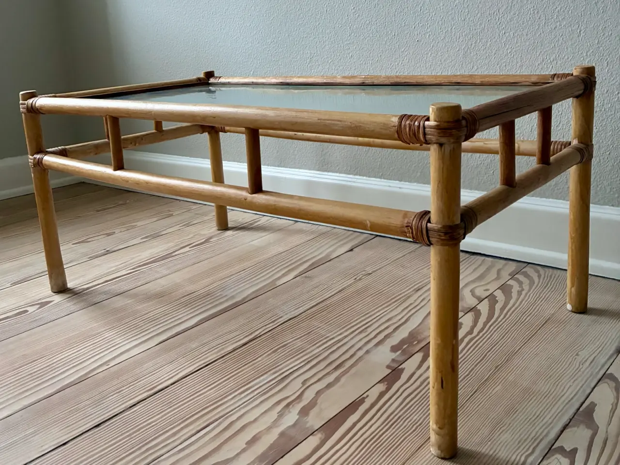 Billede 3 - Flot vintage bambus sofabord med råglasplade