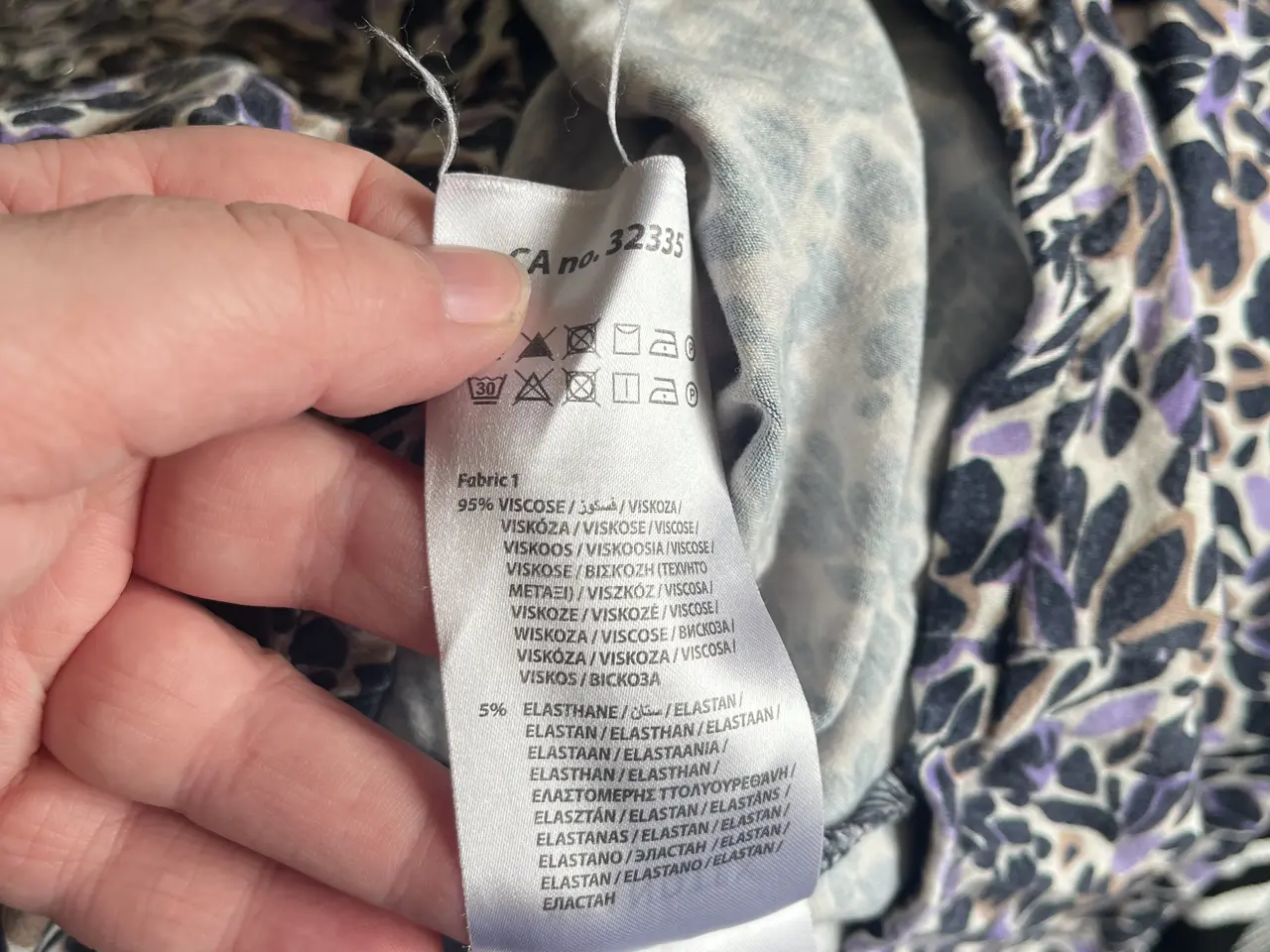 Billede 5 - Mønstret bluse fra Brandtex