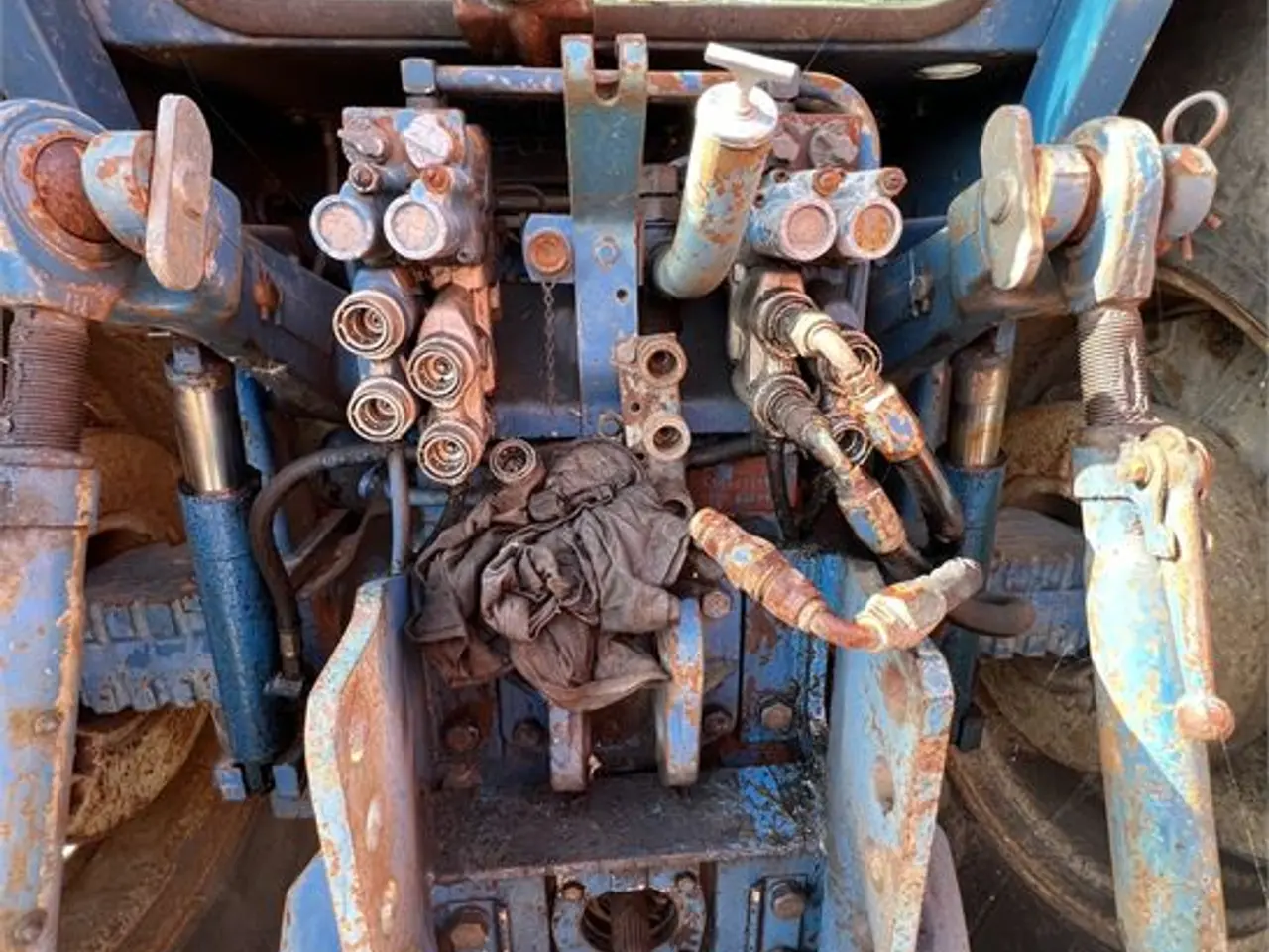 Billede 29 - Ford 8730 7,8 ton - 4 WD - Power Shift - Video