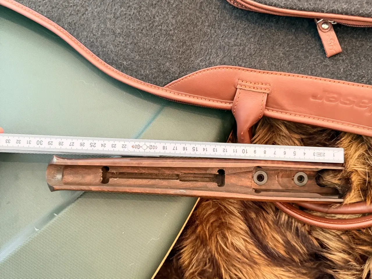 Billede 12 - Blaser R93 skæfter med Blaser rekyl Kick-stop