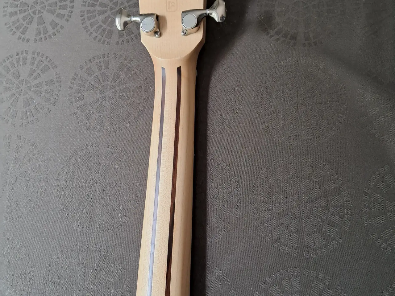 Billede 3 - TYMA halvakustisk el guitar