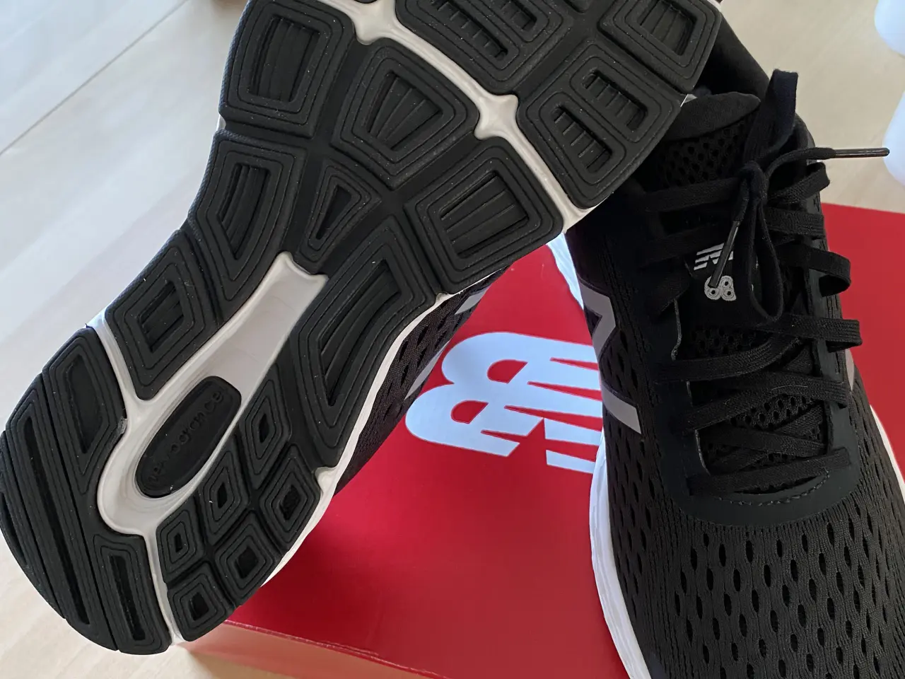 Billede 1 - New Balance løbesko