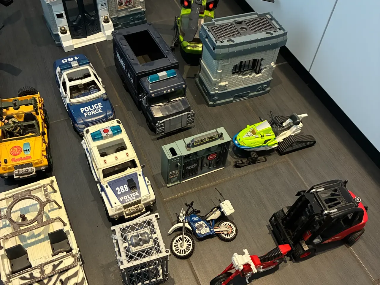 Billede 2 - Police force