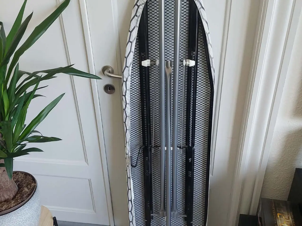 Billede 2 - Strygebræt 120 x 37 cm.