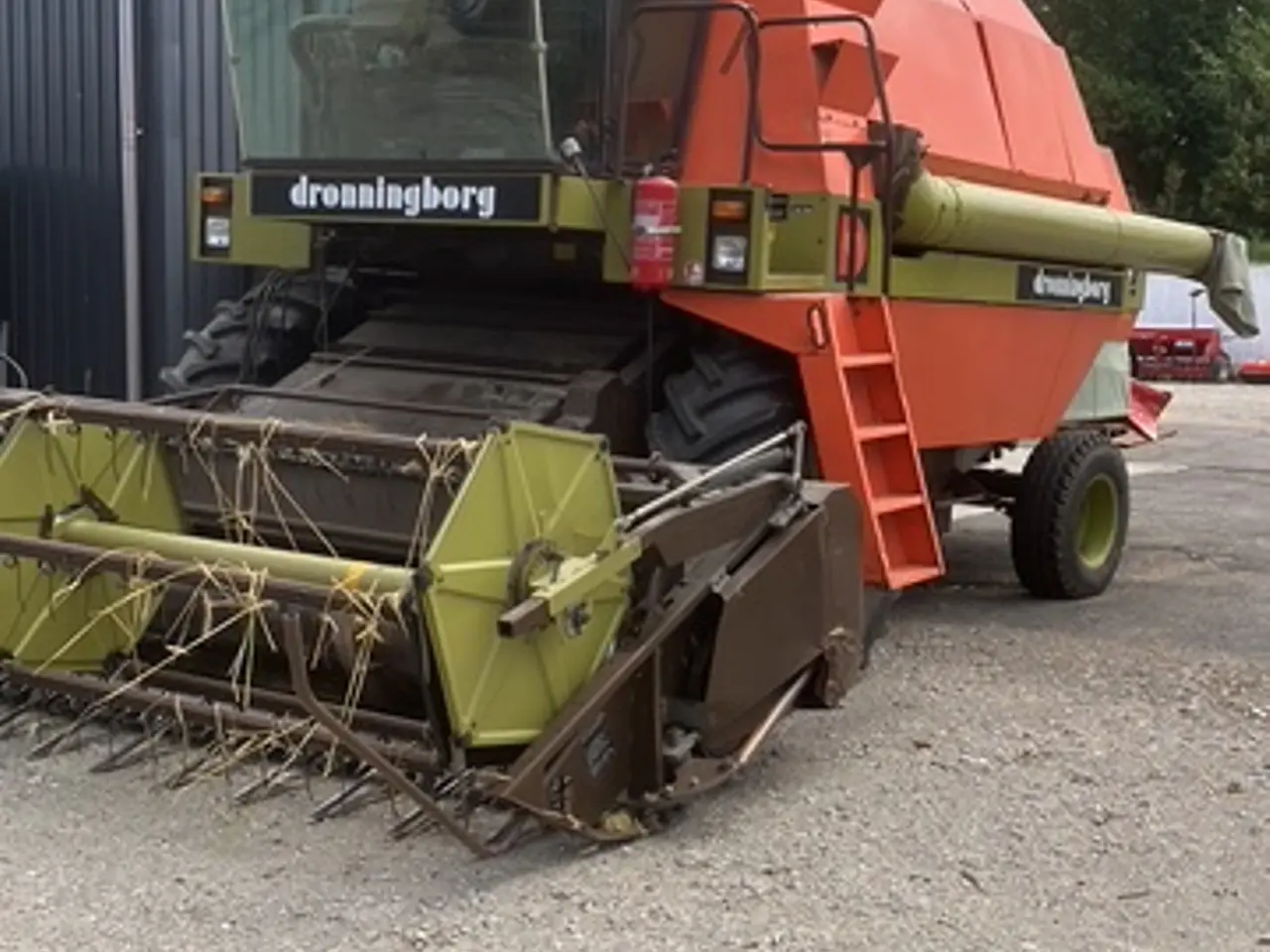Billede 1 - Dronningborg D7200 Hydrostatic mejetærsker.