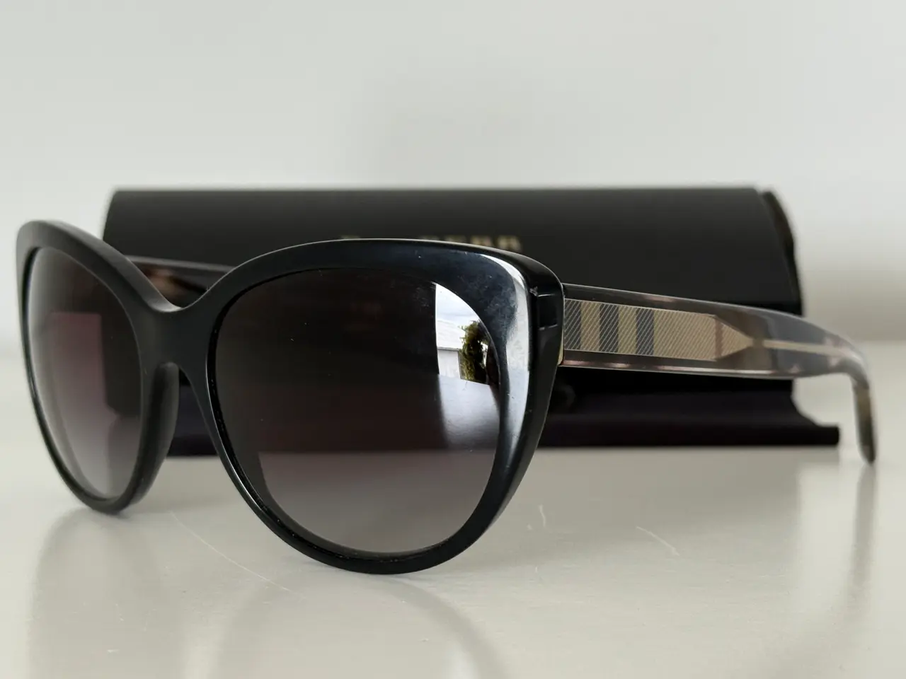 Billede 17 - Burberry BE4224 Cat-Eye solbriller.