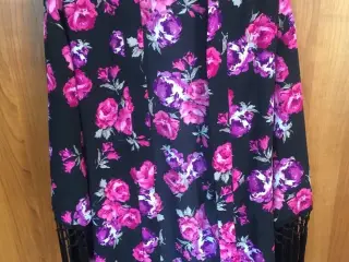 kimino.M.rosen print i cherise farver.m.frynser