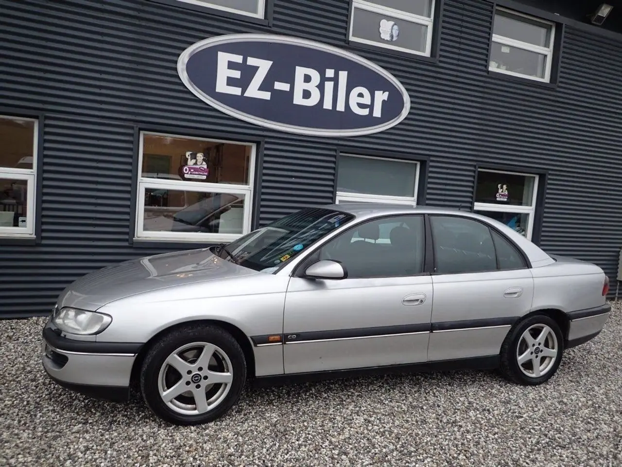 Billede 8 - Opel Omega 2,0 16V aut. 136HK Stc