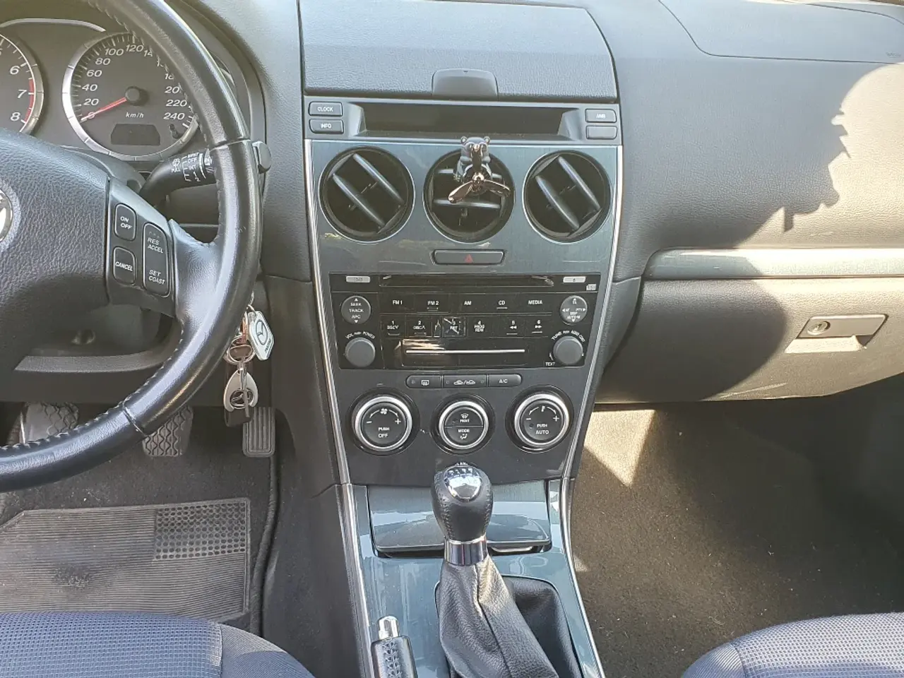 Billede 5 - Mazda 6 sedan 2,0 benzin