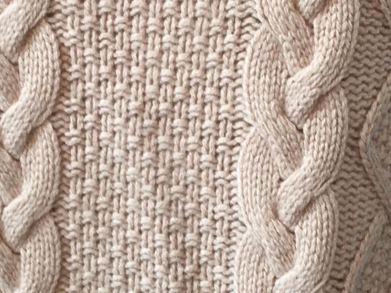 Billede 3 - Baum u Pherdgarten, beige sweater, str S
