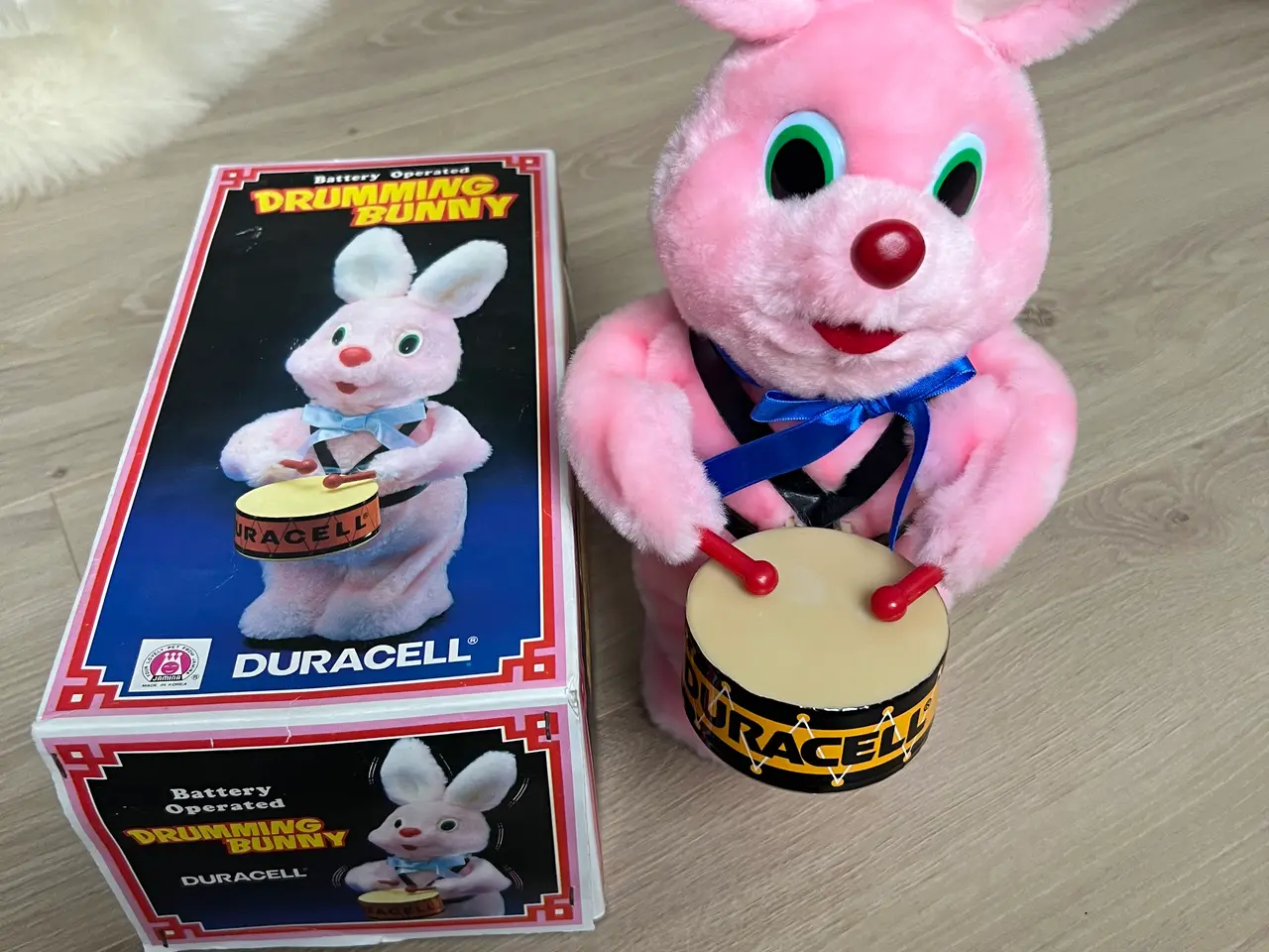 Billede 1 - Duracell Battery Operated Drumming Bunny