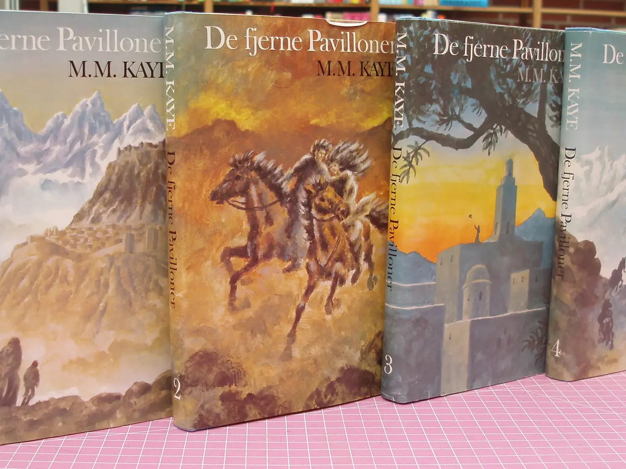 Billede 1 - De fjerne Pavilloner af M. M. Kaye