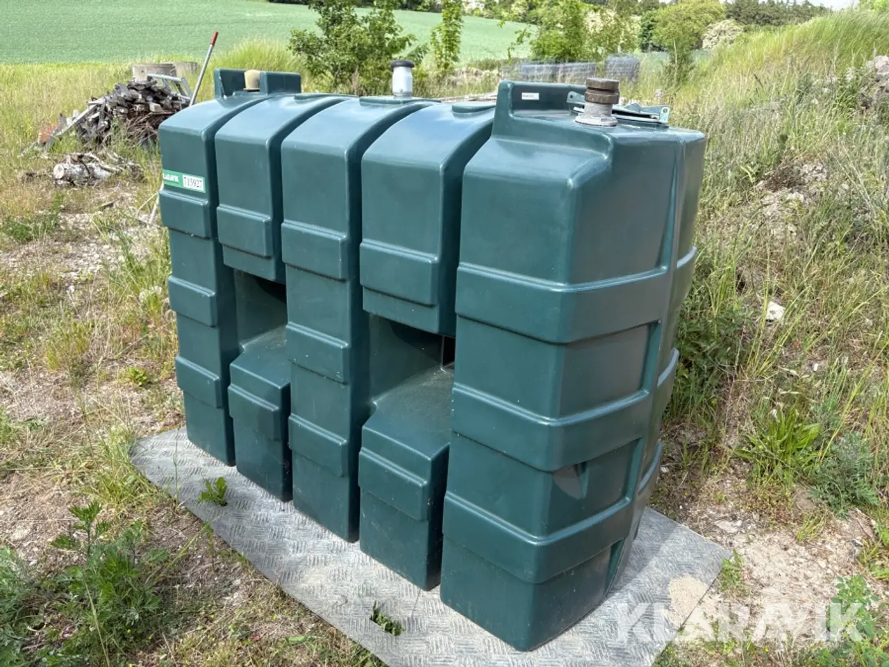 Billede 1 - Olietank Titan R1225