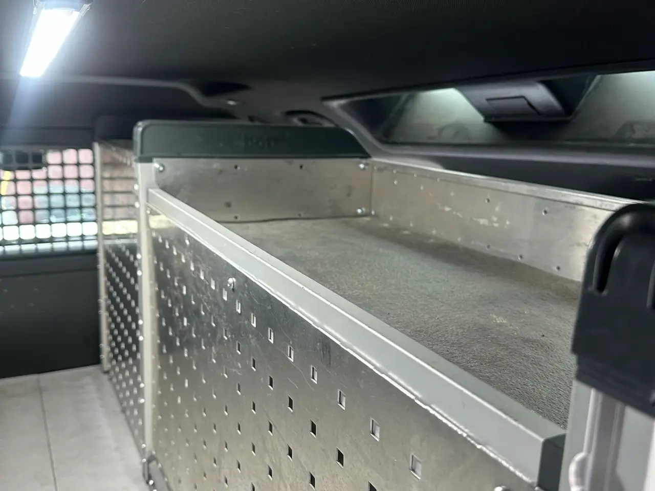 Billede 9 - Bott til din Defender 110” (L663)
