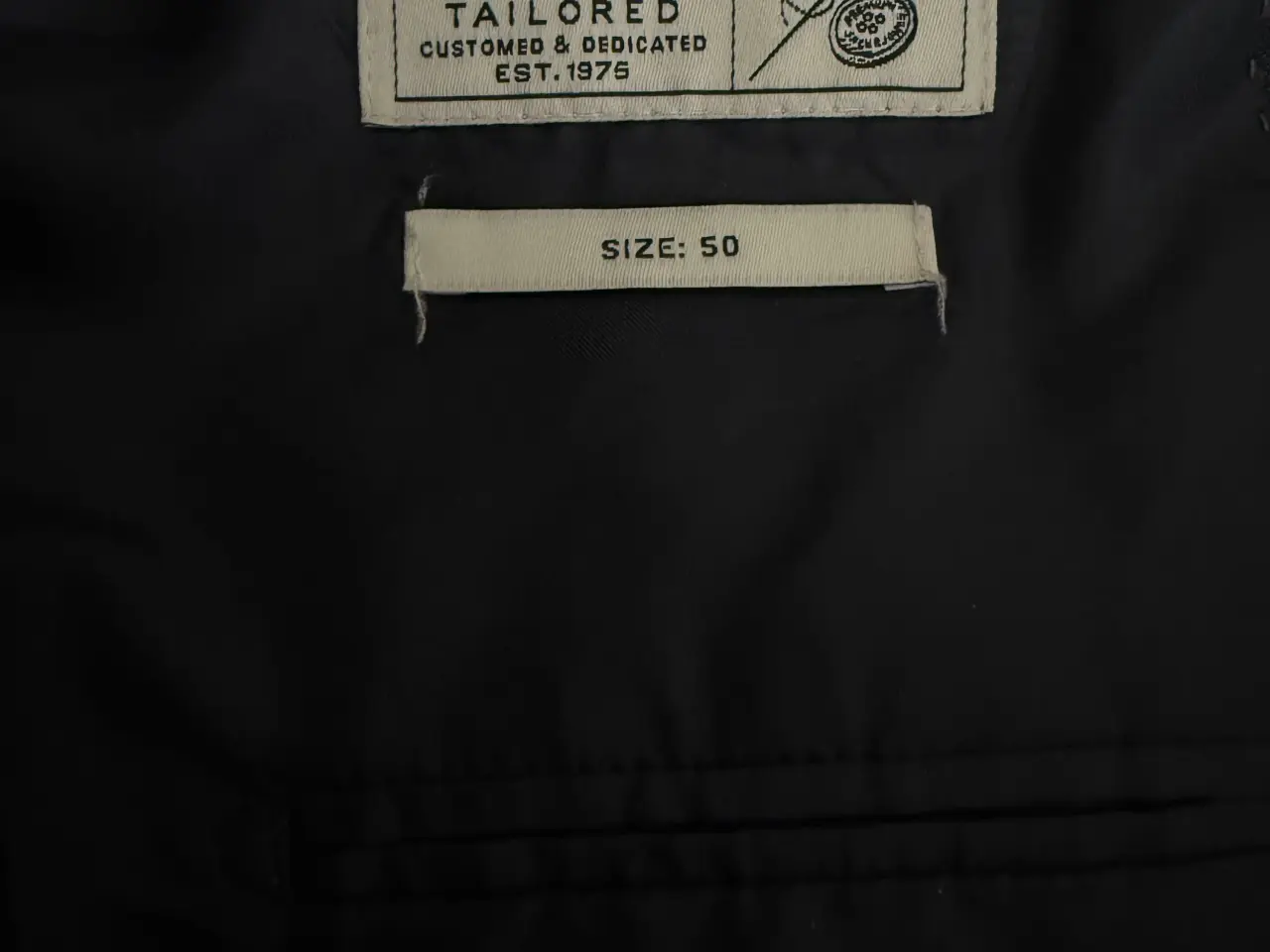 Billede 4 - Jack & Jones jakkesæt herre str. 50/48