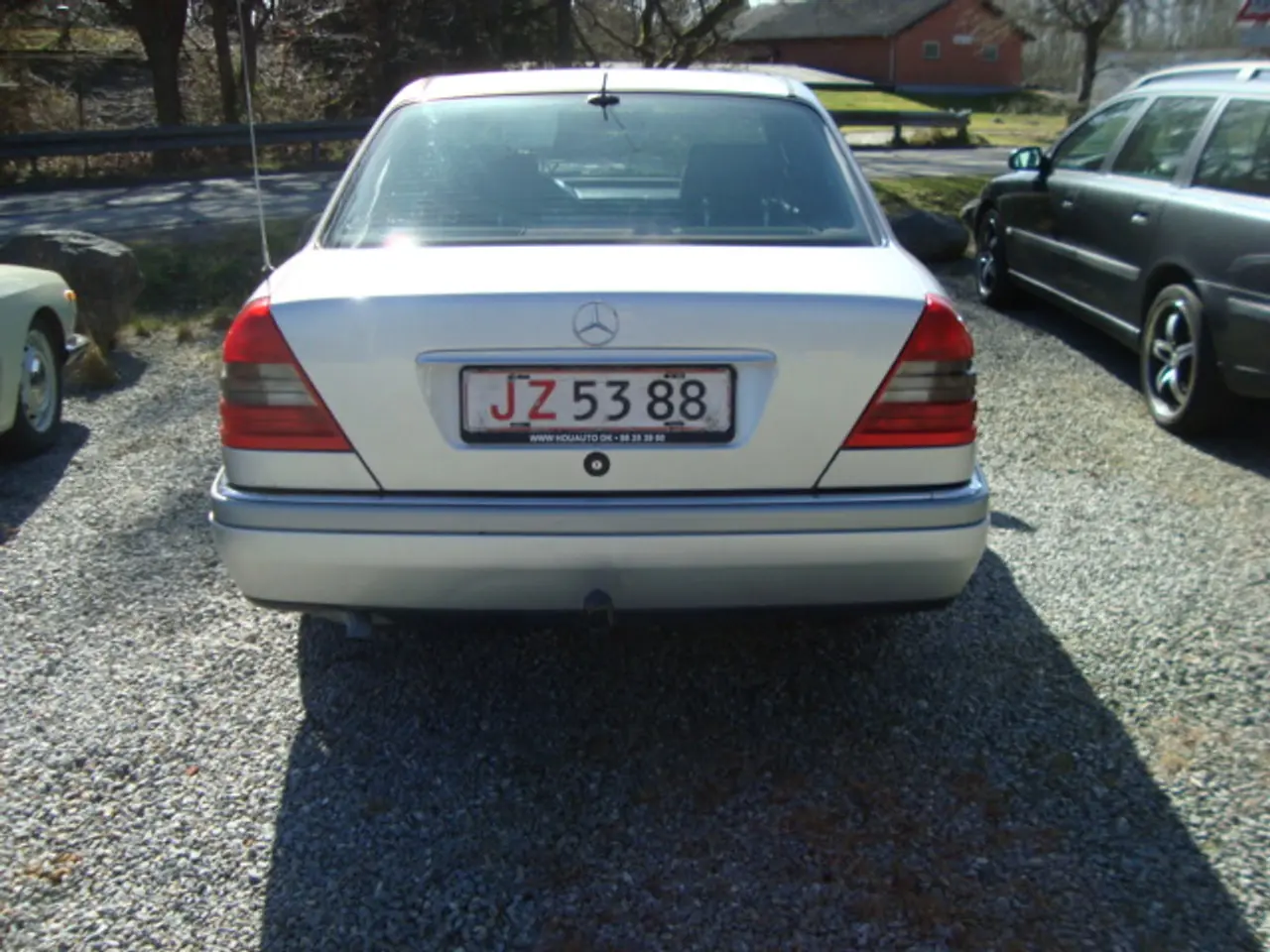 Billede 4 - Fin MB C250D holder syn i over 7 år soltag, træk