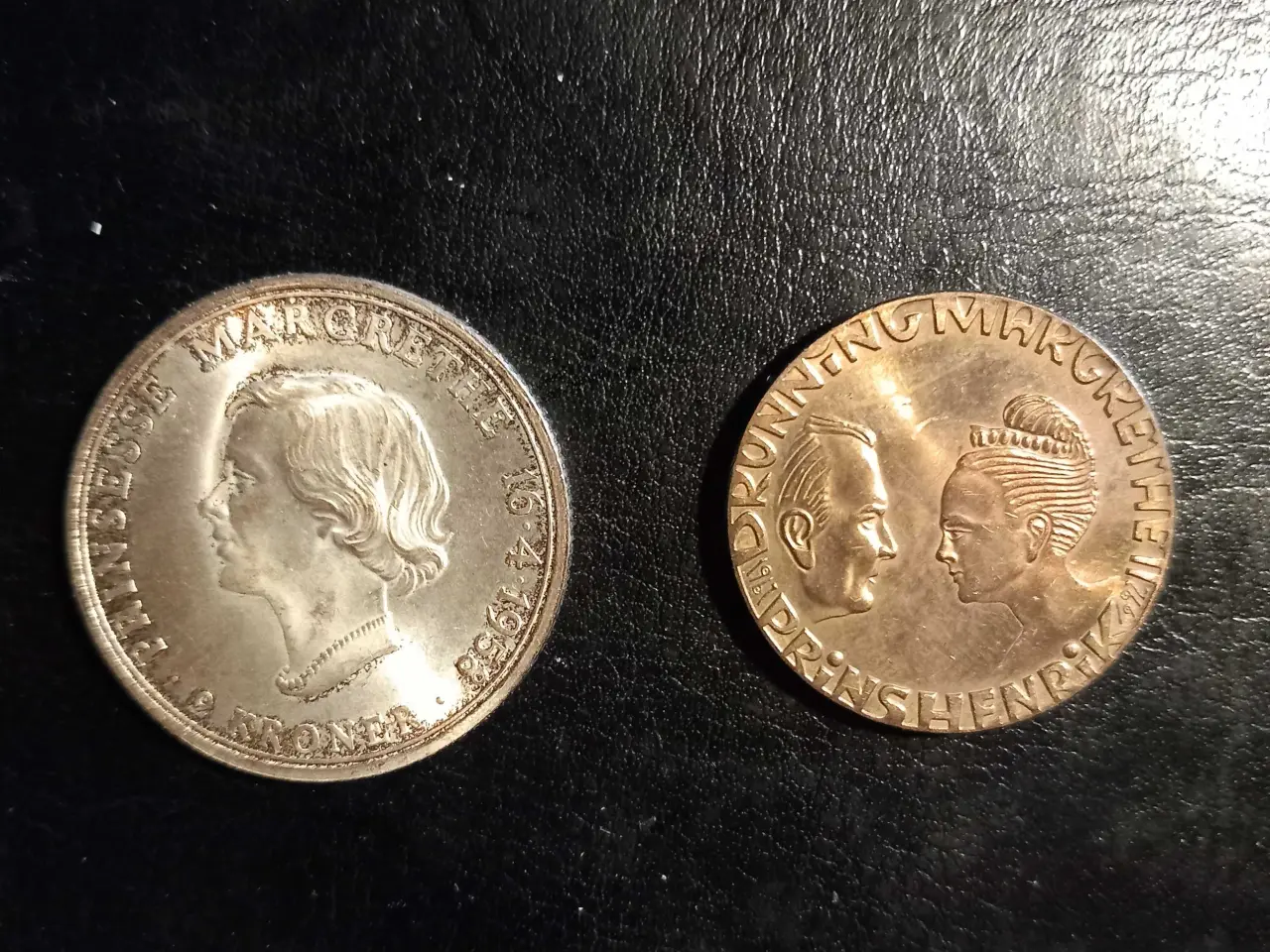 Billede 1 - 2 mønter.Prinsesse Margrethe 18 år 1958 og sølvbry