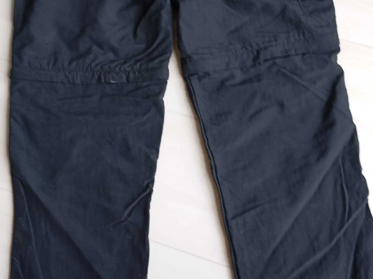 Billede 2 - Fritidsbukser / shorts. McKinley.Zip off