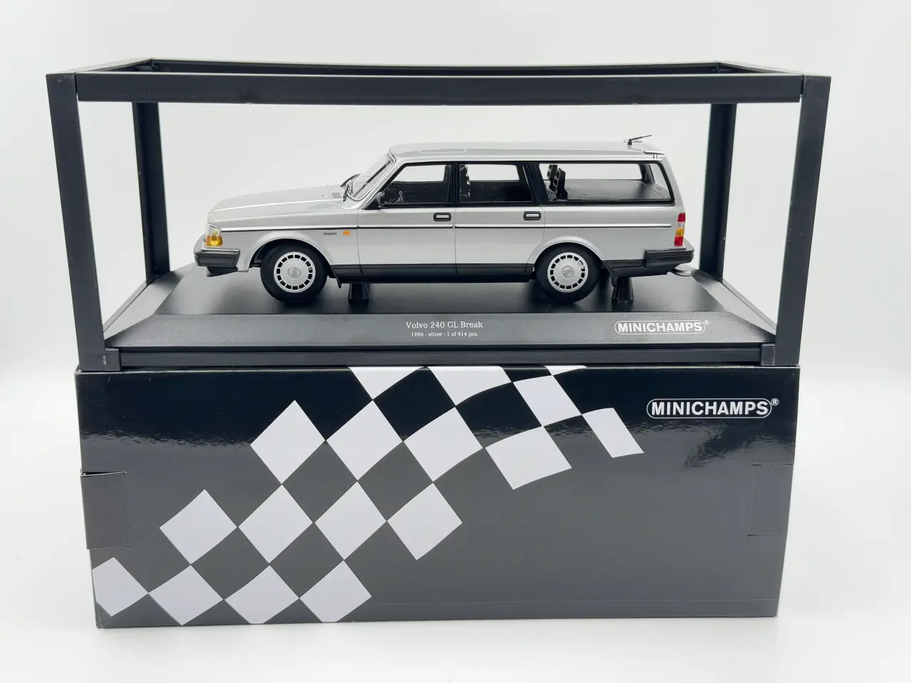 Billede 10 - 1986 Volvo 240 GL Break / Stationcar - 1:18