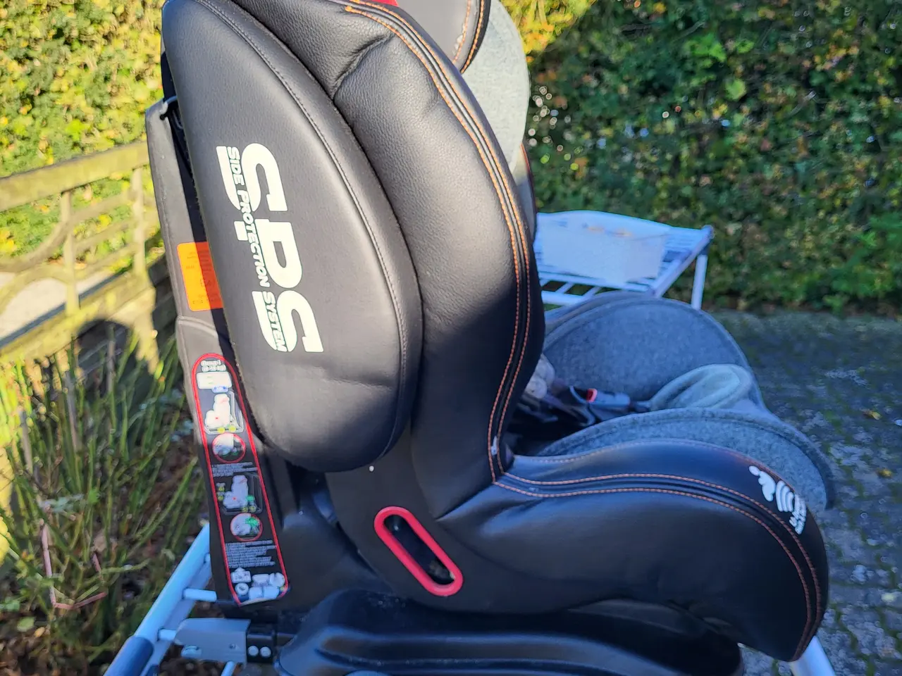Billede 4 - Autostol til 9-36kg, til isofix,brugt af et enkelt