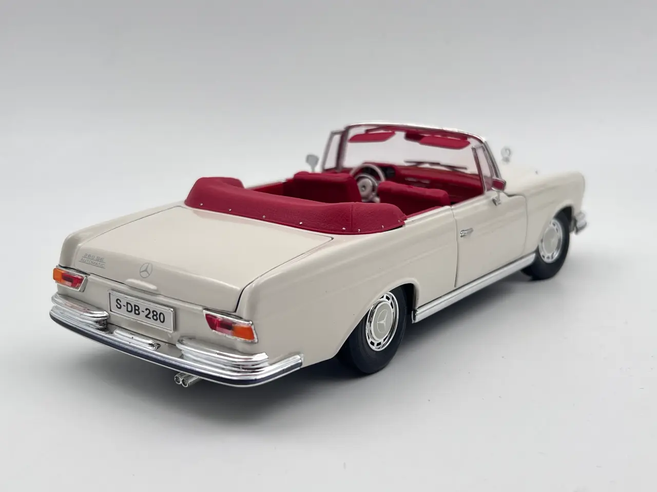 Billede 4 - 1966 Mercedes-Benz 280SE Cabriolet 1:18