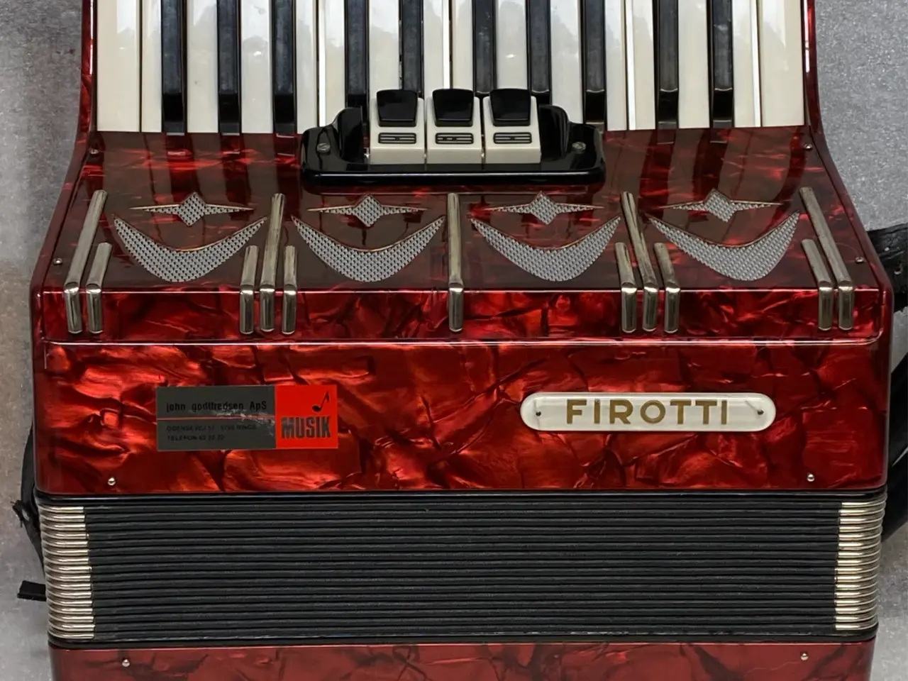 Billede 6 - Firotti harmonika – 2-kor / 3 registre – nyservice