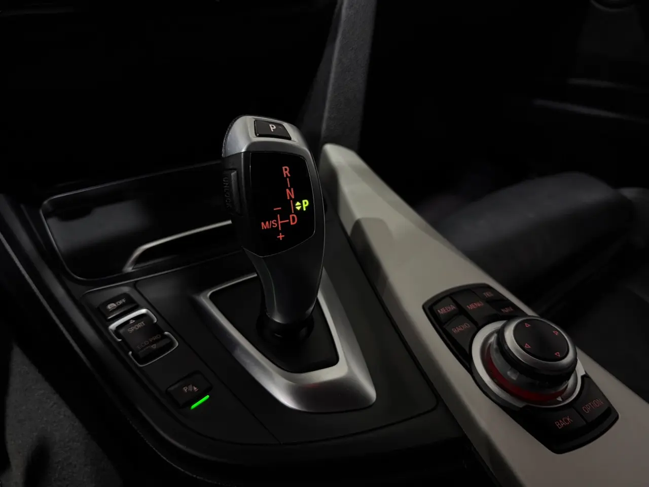 Billede 14 - BMW 318i 1,5 Touring aut.