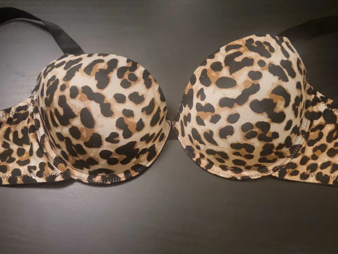 Billede 2 - Leopard Undertøjssæt
