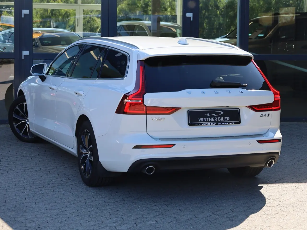 Billede 3 - Volvo V60 2,0 D4 190 Momentum aut. Van