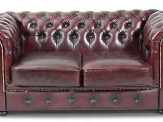 Liverpool Chesterfield 2-personers sofa - oxblod læder