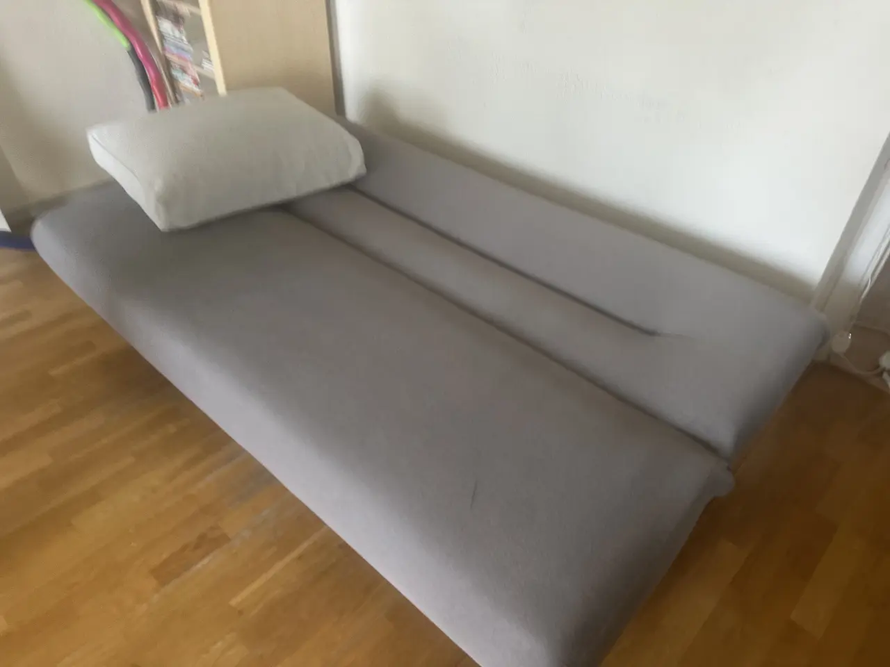 Billede 2 - Grå Sovesofa