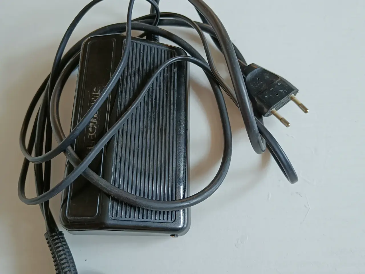 Billede 4 - Singer symaskine pedal motor
