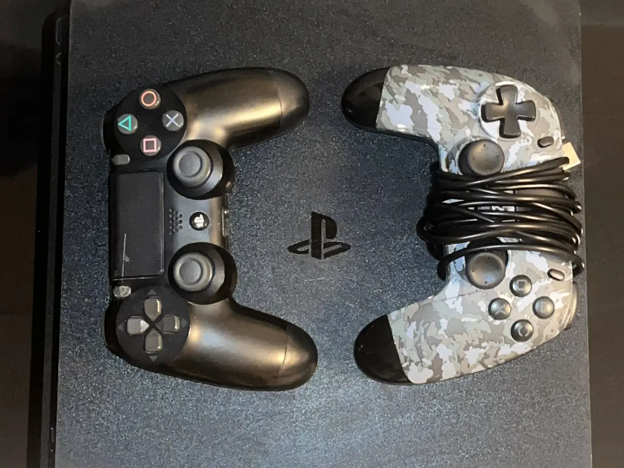 Billede 1 - Playstation 4 Til salg 