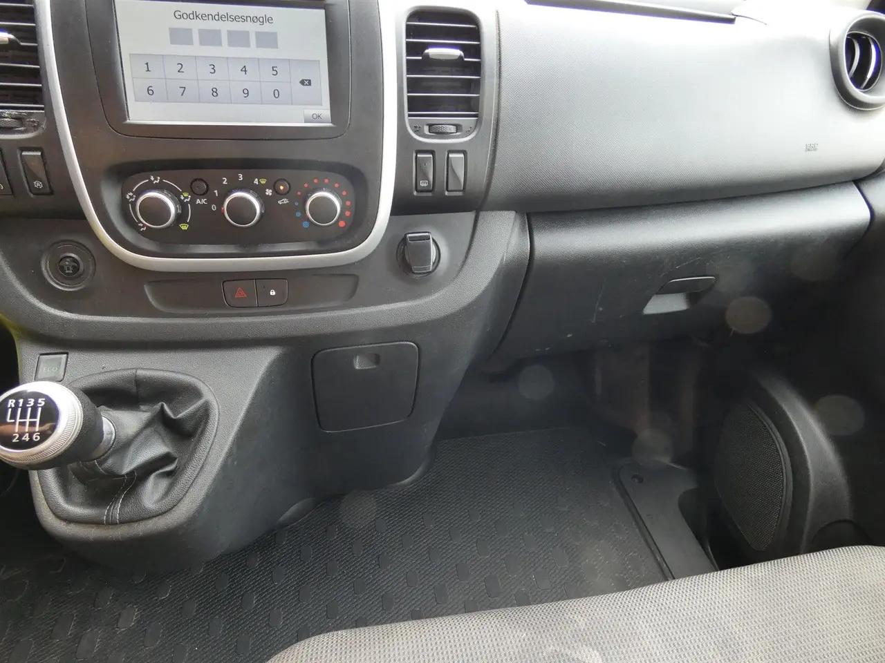 Billede 12 - Renault Trafic T29 L2H1 2,0 DCI 120HK Van 6g