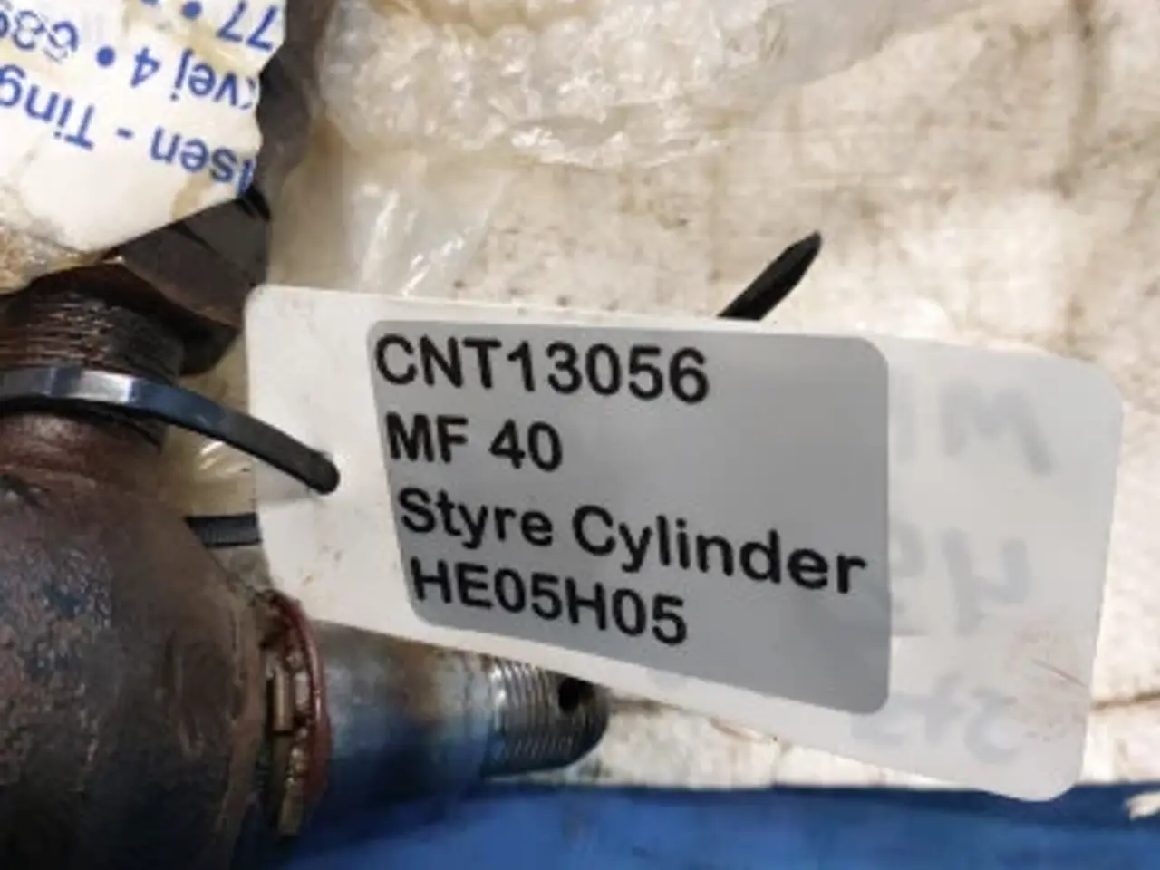 Billede 16 - Massey Ferguson 40 Styre Cylinder D45100025  