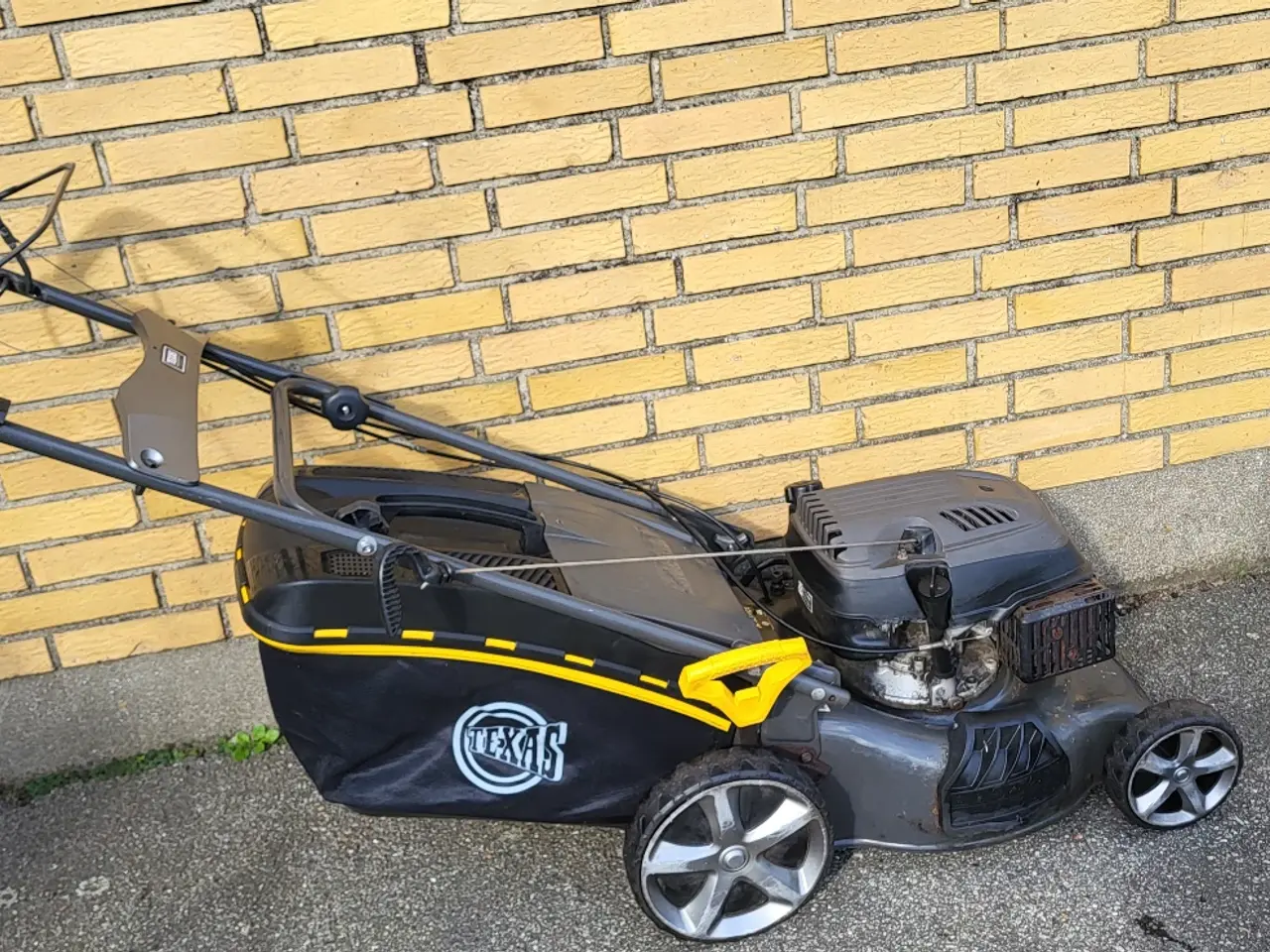 Billede 2 - Plæneklipper Texas