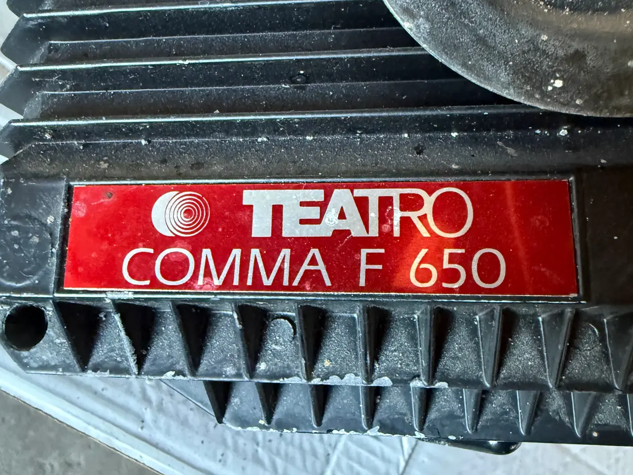 Billede 11 - To teaterlampe Teatro Comma F-650