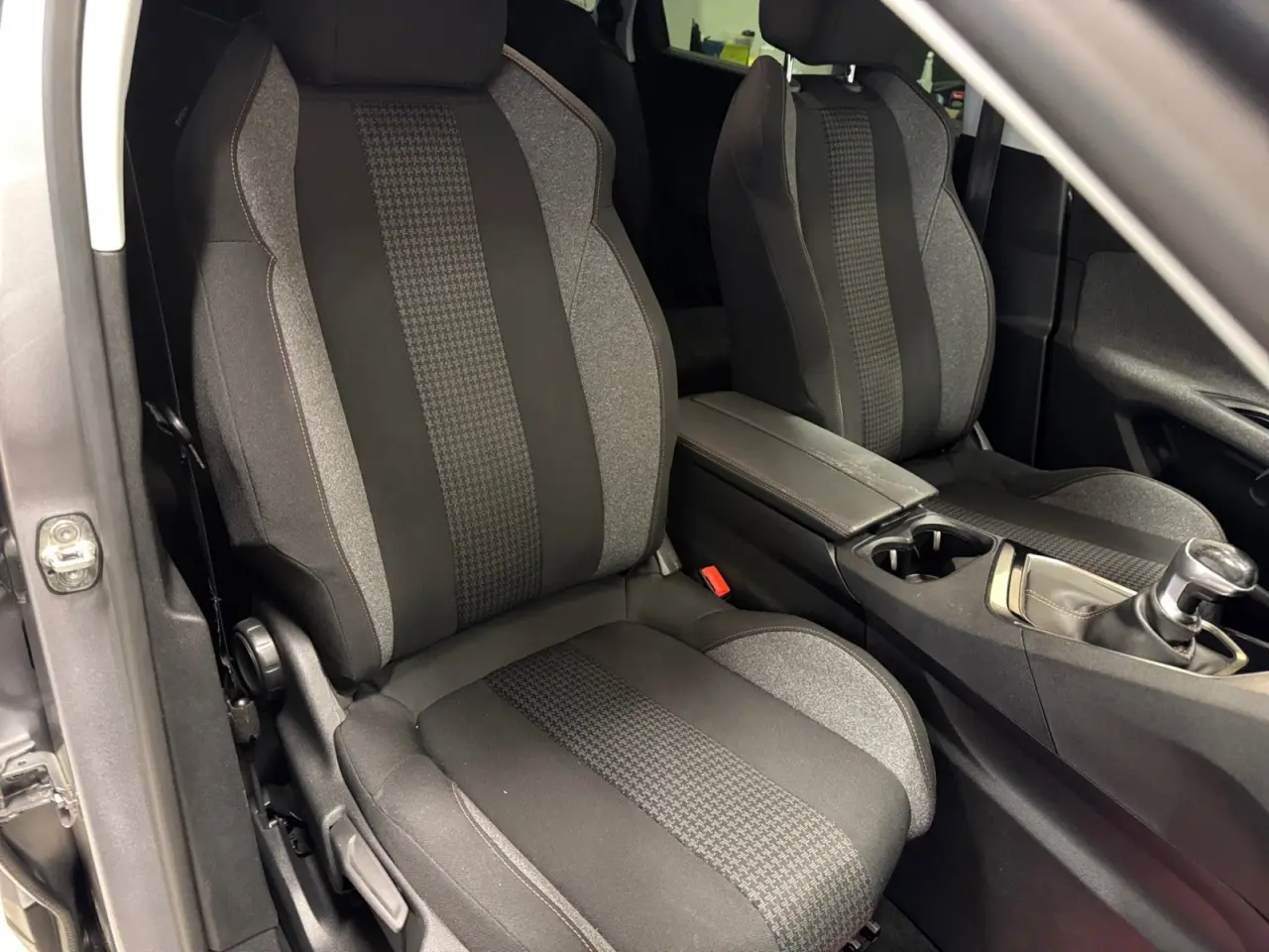 Billede 15 - Peugeot 5008 1,2 PureTech 130 Active 7prs