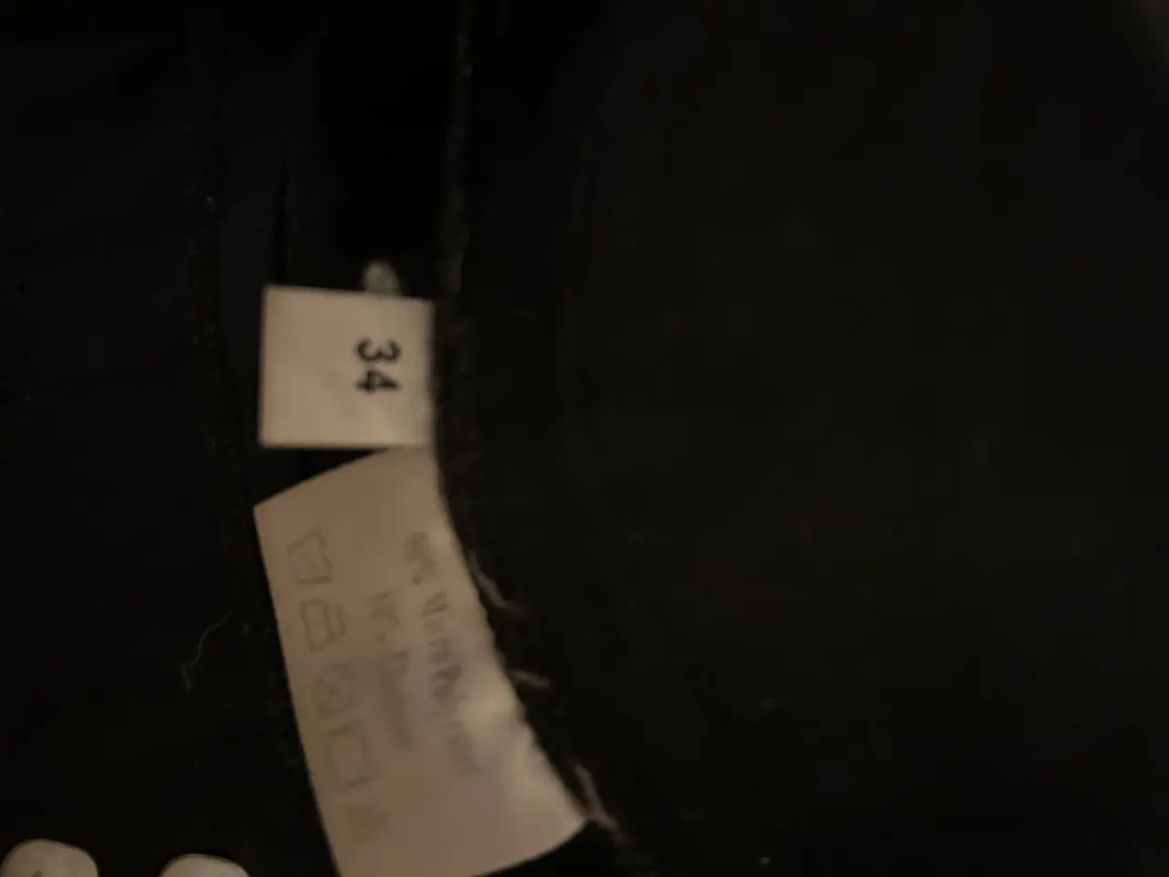 Billede 2 - Gives væk, montar ridebukser🖤