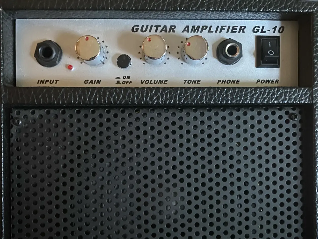 Billede 2 - DG-10 guitarforstærker med ren og distortion kanal