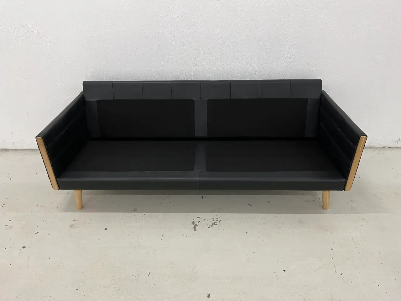 Billede 12 - Horisont BD 3 Pers.Sofa i sort semianilin læder.
