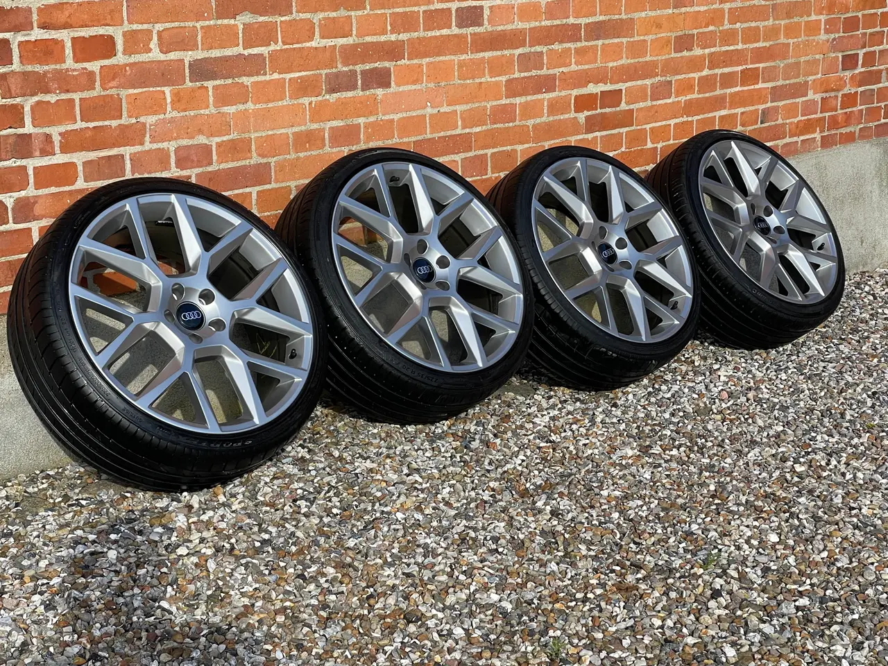 Billede 6 - Alufælge 225/35 R20 krydsmål 5x112 90% mønster