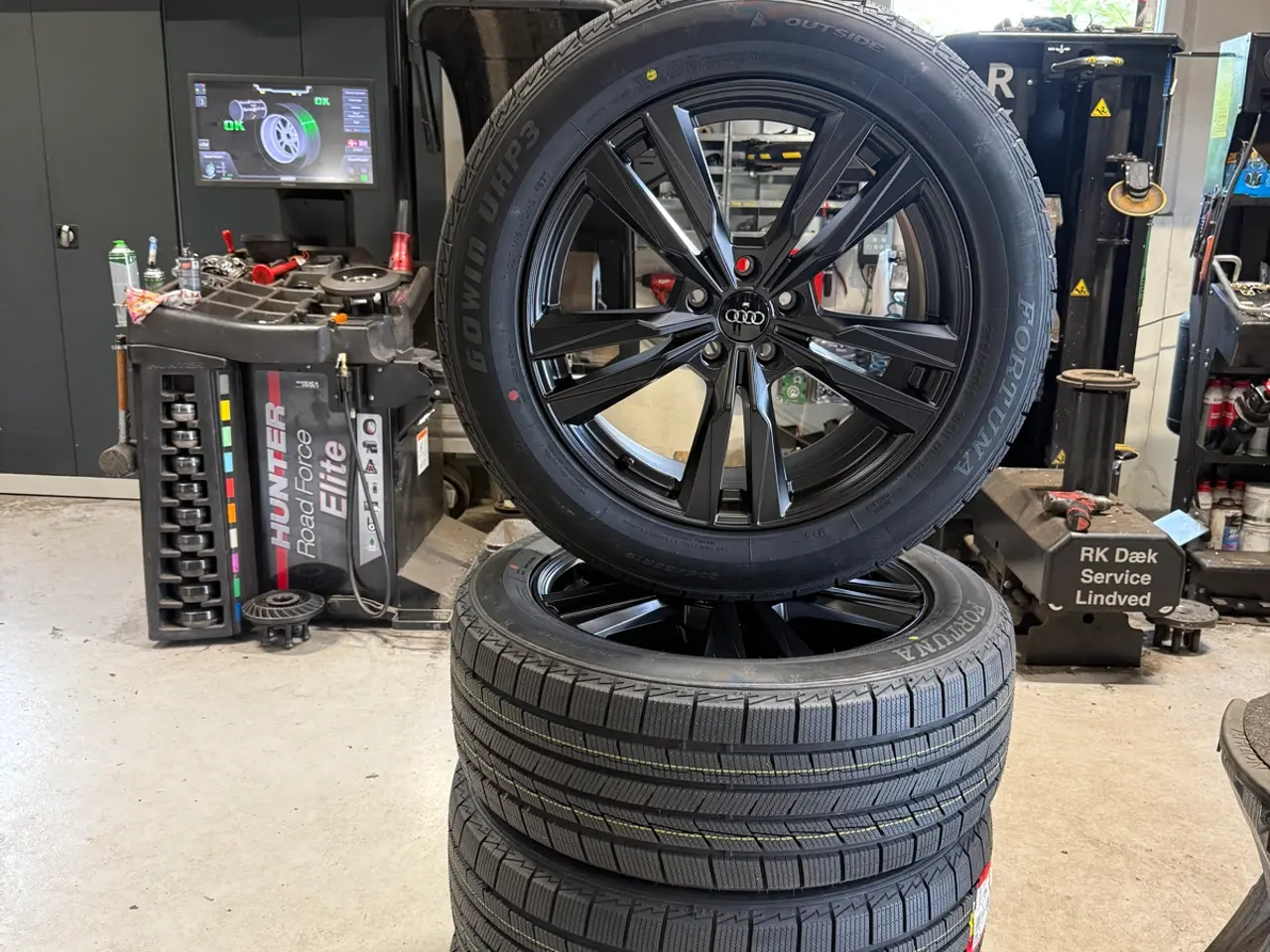 Billede 1 - Nye 19” Audi Q4 fælge med vinterdæk 